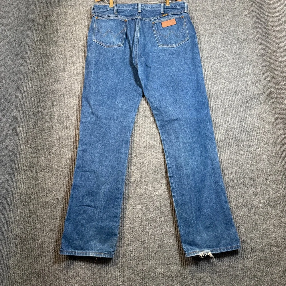 Vintage 90s Made in USA Wrangler 13MWZ Cowboy Cut Jeans Mens 35x31 Classic Denim